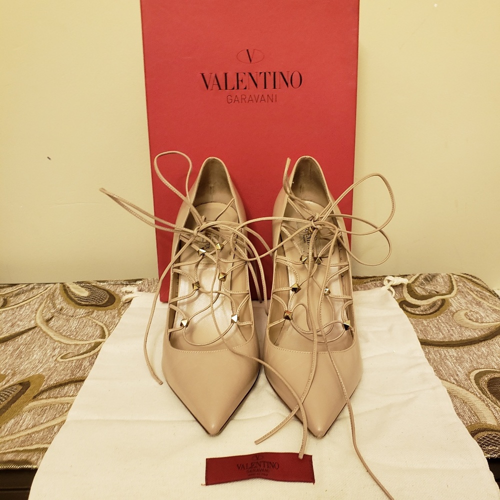 Valentino lace up pumps